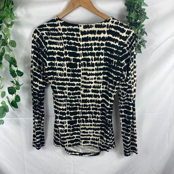 three dots wrap front animal print top S - Picture 4 of 4